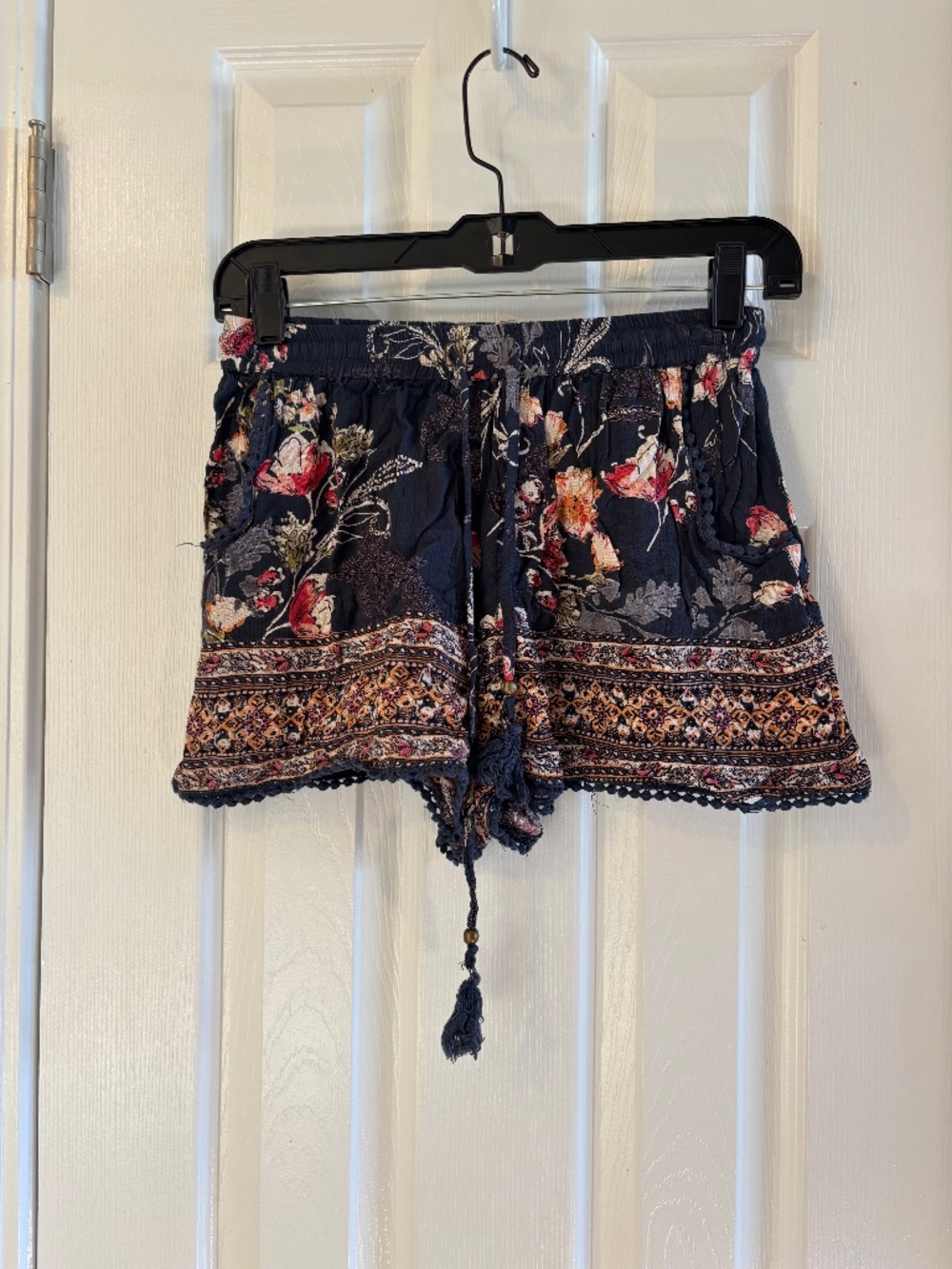 Angie Blue Print Shorts Sz Small